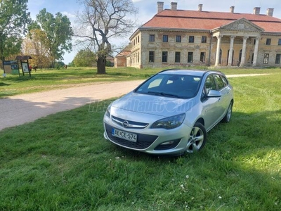 OPEL ASTRA J Sports Tourer 2.0 CDTI Enjoy