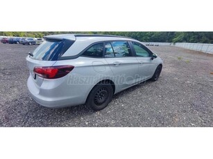 OPEL ASTRA K Sports Tourer 1.2 T Business Edition 83ekm/Mo-i/1tul/Temp/Üfűt/Kormfűt/szkönyv/sérülésmentes!