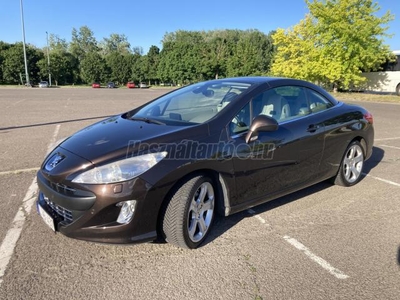 PEUGEOT 308 CC 1.6 THP Premium Pack