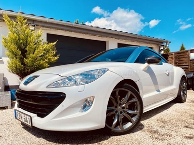 PEUGEOT RCZ 1.6 THP LIMITED EDITION 045/200 CARBON TETŐ! XENON! BŐR! NAVIGÁCIÓ! LESZERVIZELVE!