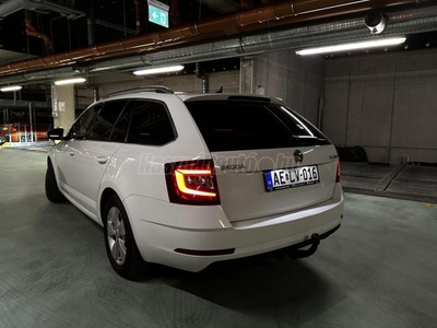 SKODA OCTAVIA Combi 2.0 TDI SCR Ambition DSG Friss Műszaki 2026.04 - Vonóhorog - Téli & Nyári Szett