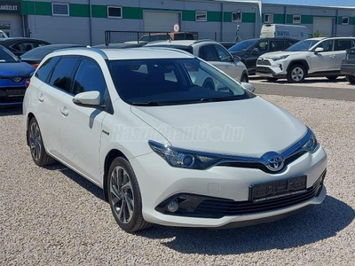 TOYOTA AURIS Touring Sports 1.8 HSD Active Trend+ TSS (Automata) DIGITÁLIS SZ.KÖNYV-17ALU F-T.KAMERA-TÁV T.TEMPOMAT-161ekM