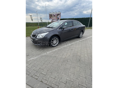 TOYOTA AVENSIS 2.0 D-4D