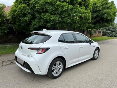 TOYOTA COROLLA 1.8 Hybrid Active Business e-CVT