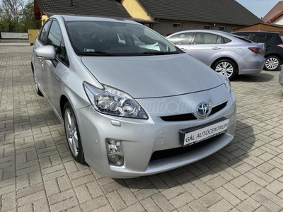 TOYOTA PRIUS 1.8 HSD Premium (Automata)