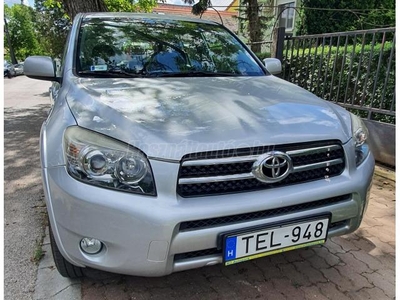 TOYOTA RAV 4 Rav4 2.2 D-4D X