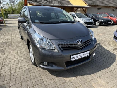 TOYOTA VERSO 2.0 D-4D Premium MAGYARORSZÁGI!