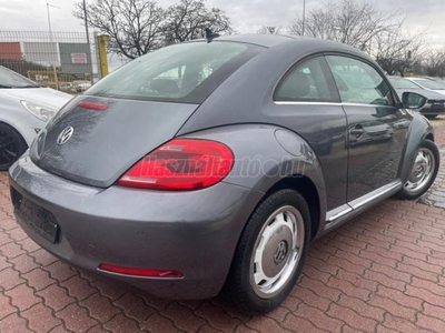 VOLKSWAGEN BEETLE 1.6 CR TDI Design Navigáció!Bi-Xenon!Tempomat!Fender hangrendszer!Számlák!