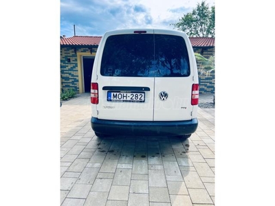 VOLKSWAGEN CADDY 1.6 CR TDI Life Trendline BlueMotion