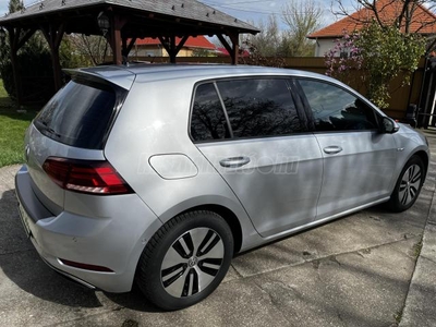 VOLKSWAGEN GOLF e-Golf Edition