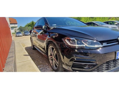 VOLKSWAGEN GOLF VII 1.5 TSI ACT Highline R-Line