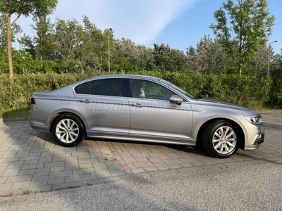 VOLKSWAGEN PASSAT VIII 2.0 TDI BMT SCR Highline DSG7 R-line