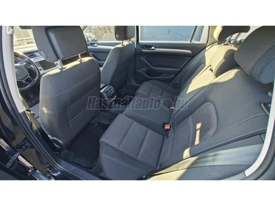 VOLKSWAGEN PASSAT VIII Variant 2.0 TDI BMT Highline DSG