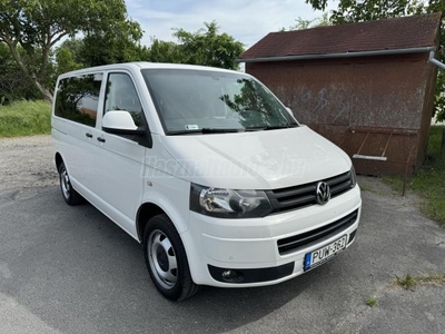 VOLKSWAGEN TRANSPORTER Caravelle 2.0 CR TDI Trendline DSG T5