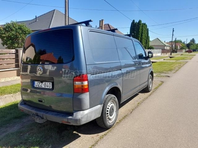 VOLKSWAGEN TRANSPORTER T5 1.9 TDI Basic ICE