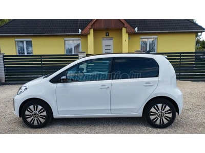 VOLKSWAGEN UP e-Up! Magas Extra felszereltség!