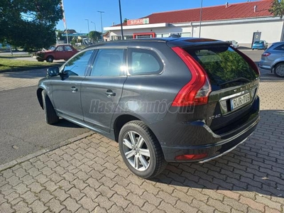 VOLVO XC60 2.0 D [D4] Momentum FWD