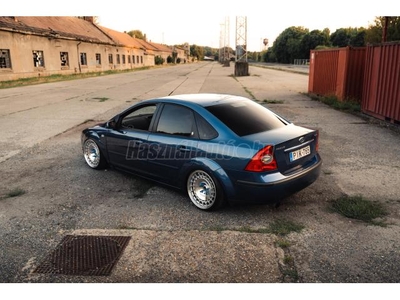 FORD FOCUS 2.0 Ghia