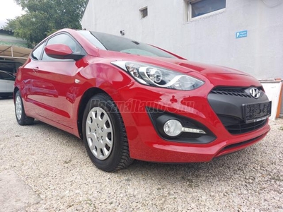 HYUNDAI I30 1.4i Business Szerv.könyv!