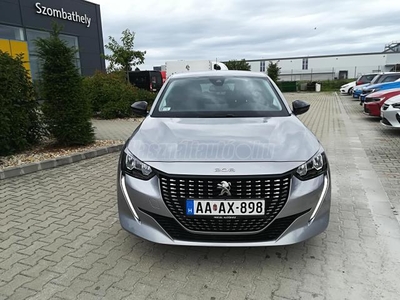 PEUGEOT 208 1.2 PureTech Allure EAT8 Mo-i. Első tulajdonostól! Szervizkönyv GYÁRI garancia 2027.07-ig