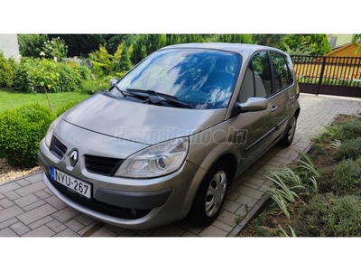 RENAULT SCENIC Scénic 1.6 Dynamique