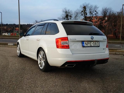 SKODA OCTAVIA Combi 2.0 CR TDI RS Euro 6 Magyaroszági. Sérülésmentes. 95.000km!!!