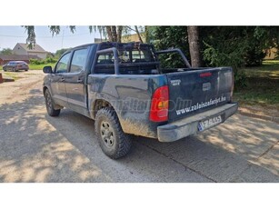 TOYOTA HI LUX Hilux 2.5 D-4D 4x4 Double Comfort