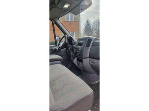 VOLKSWAGEN CRAFTER 2.5 TDI 30 L1