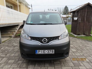 Eladó Nissan NV200