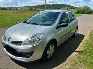 Eladó használt Renault Clio - 1.2 16V Dynamique