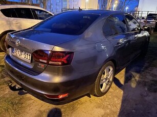 Eladó használt Volkswagen Jetta - 1.6 CR TDI Trendline