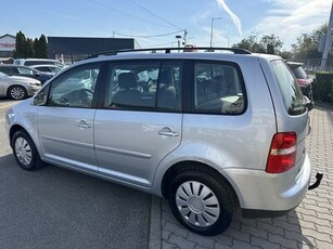 Eladó használt Volkswagen Touran - Touran 1.9 PD TDi Highline