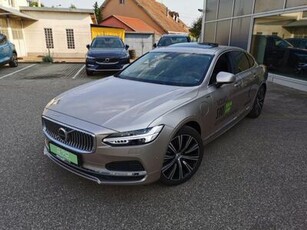 Eladó új Volvo S90 - S90 2.0 [T8] Recharge Ultimate Bright AWD Geartronic EXTRA KEDVEZMÉNY! MAGAS FELSZERELTSÉG! AJÁNDÉK TÉLI SZETT! KÉSZLETRŐL! AZONNAL!