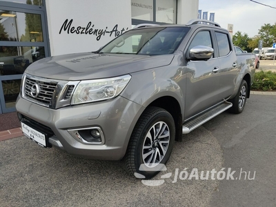 NISSAN Navara