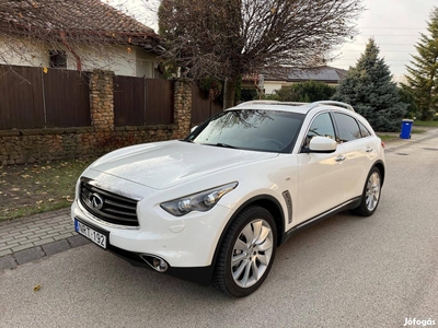 Infiniti FX