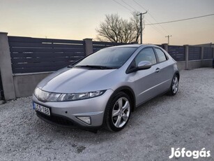 Honda Civic 1.8 Sport Végig mo.-i 1. tulaj! Cse...