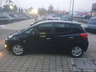 Hyundai IX20 1.4 CRDi HP Style 119000km klima 1...