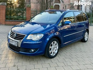 Volkswagen Touran Cross1.4 TSi Highline//Faceli...