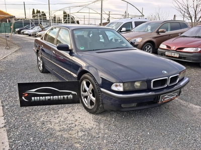 BMW 7-ES Sorozat