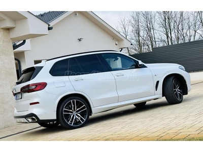 BMW X5 xDrive40i (Automata) ÁFÁS.GYÁRI GARANCIA.ÉJJELLÁTÓ.FULL-FULL