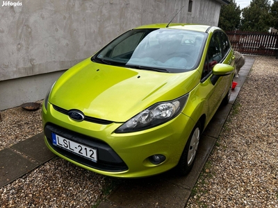 Ford Fiesta 1.4 TDCi Titanium 2. tulaj, kevés KM!