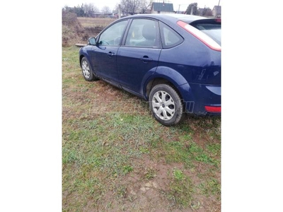 FORD FOCUS 2.0 Ghia