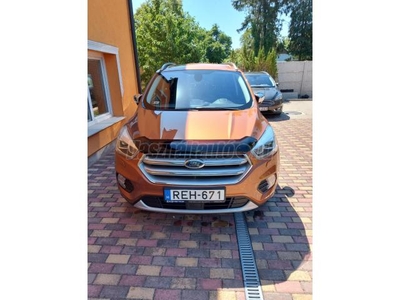 FORD KUGA 1.5 EcoBoost Titanium