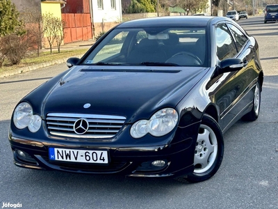 Mercedes-Benz C-Osztály