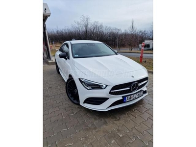 MERCEDES-BENZ CLA 180 AMG Line 7G-DCT