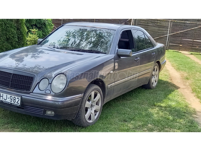 MERCEDES-BENZ E 280 4Matic Elegance (Automata)