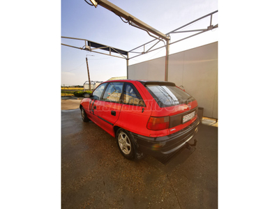 OPEL ASTRA F 1.4 GL