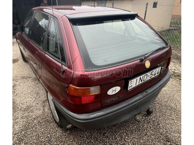 OPEL ASTRA F 1.4 GL