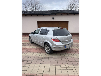 OPEL ASTRA H 1.7 CDTI Cosmo