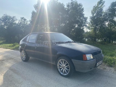 OPEL KADETT E 1.3 GL